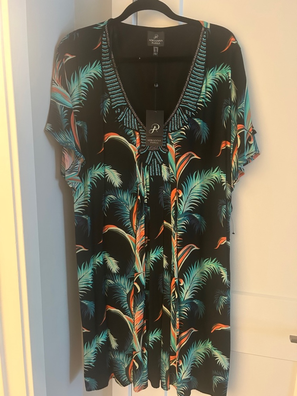 Adrianna Papell Black Tropical Print V-Neck Tunic